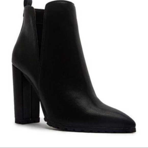 NWT Ankle Booties with Side Slit / Black - Picture 6 of 6